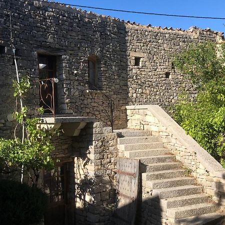 Hotel La tour des Baronnies à Saint-Auban-sur-lʼOuvèze Extérieur photo